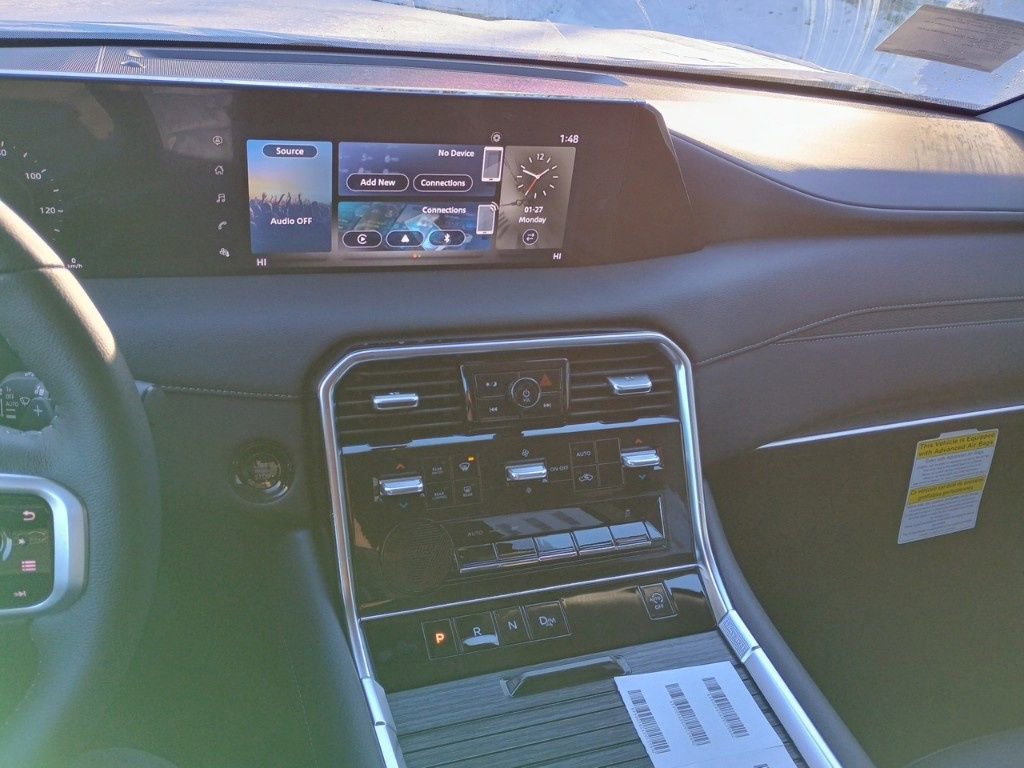 New 2025 Nissan Armada SV image 18