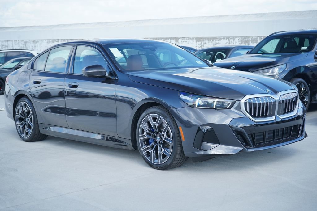 New 2026 BMW i5 eDrive40 w/ M Sport Package RWD image 3