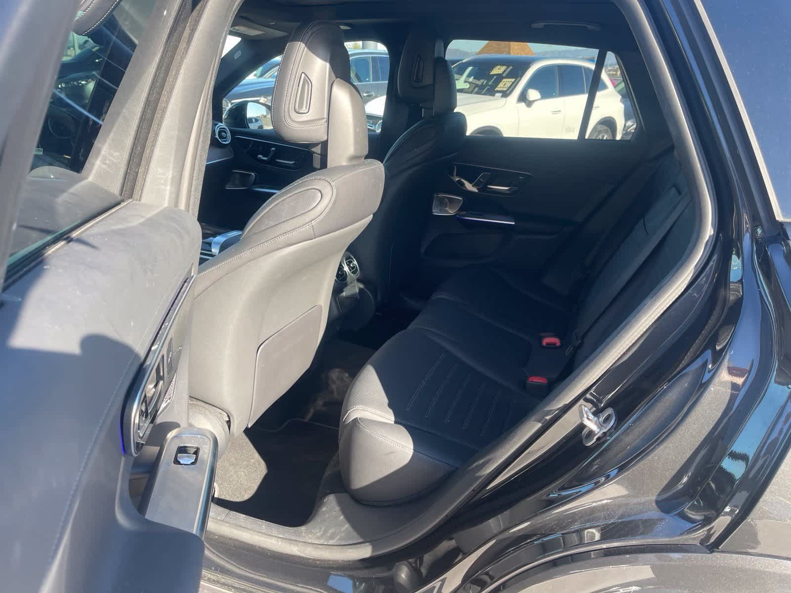 Used 2026 Mercedes-Benz GLC 300 image 5