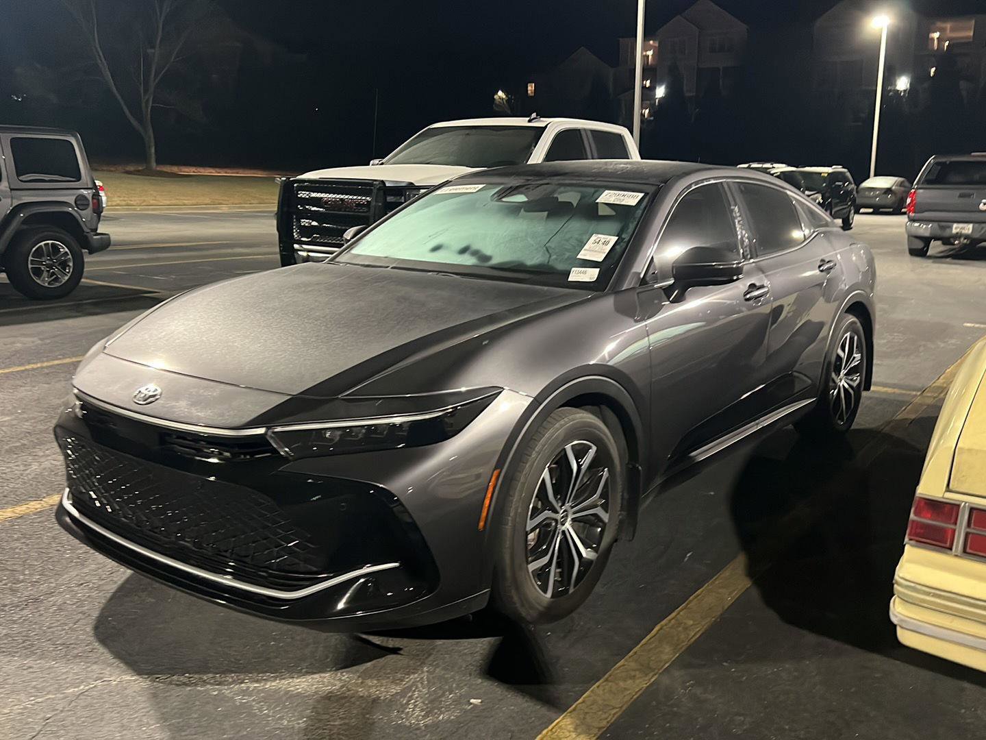 Certified 2023 Toyota Crown Limited image 1