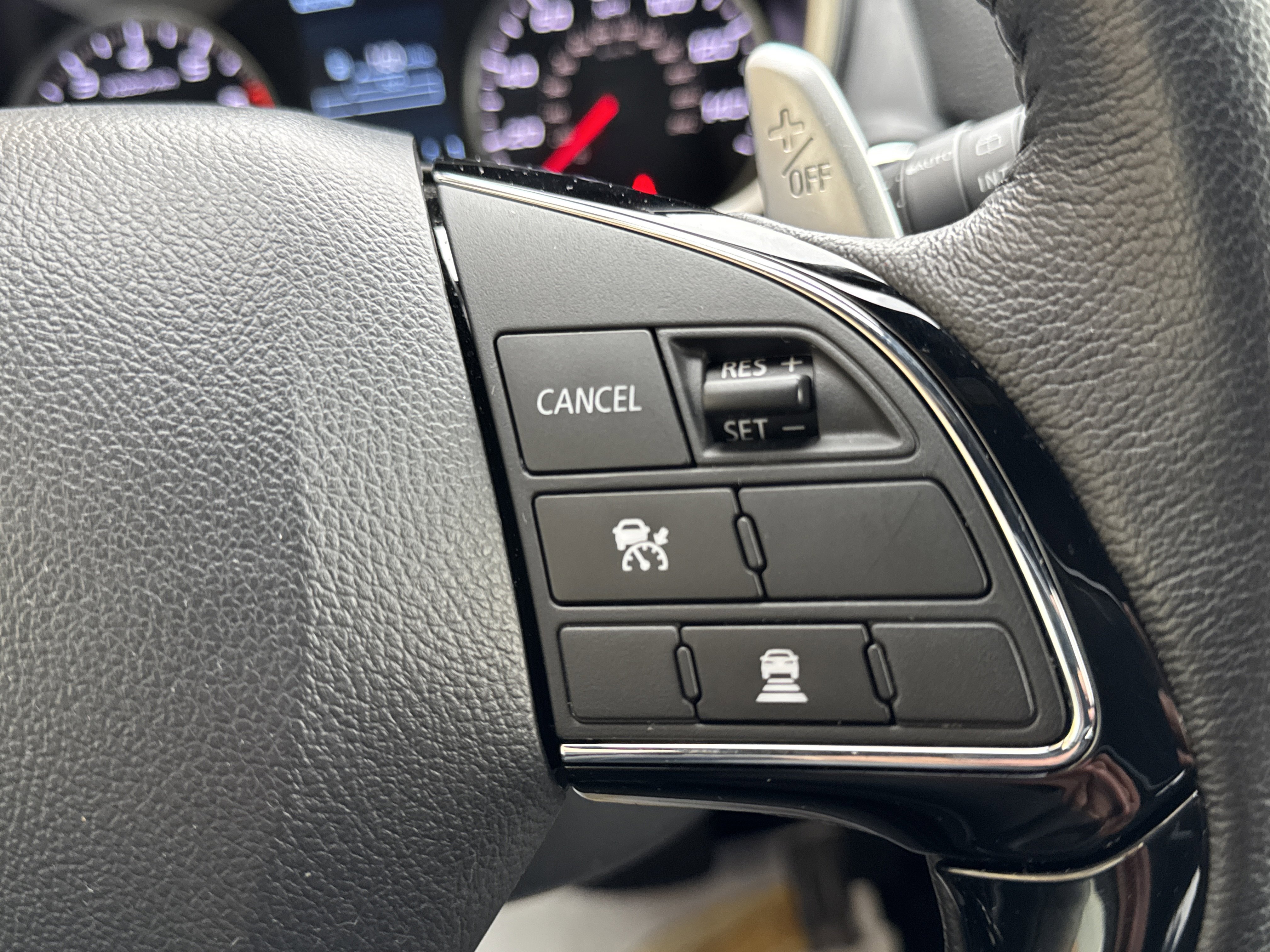 Used 2024 Mitsubishi Eclipse Cross SEL image 18