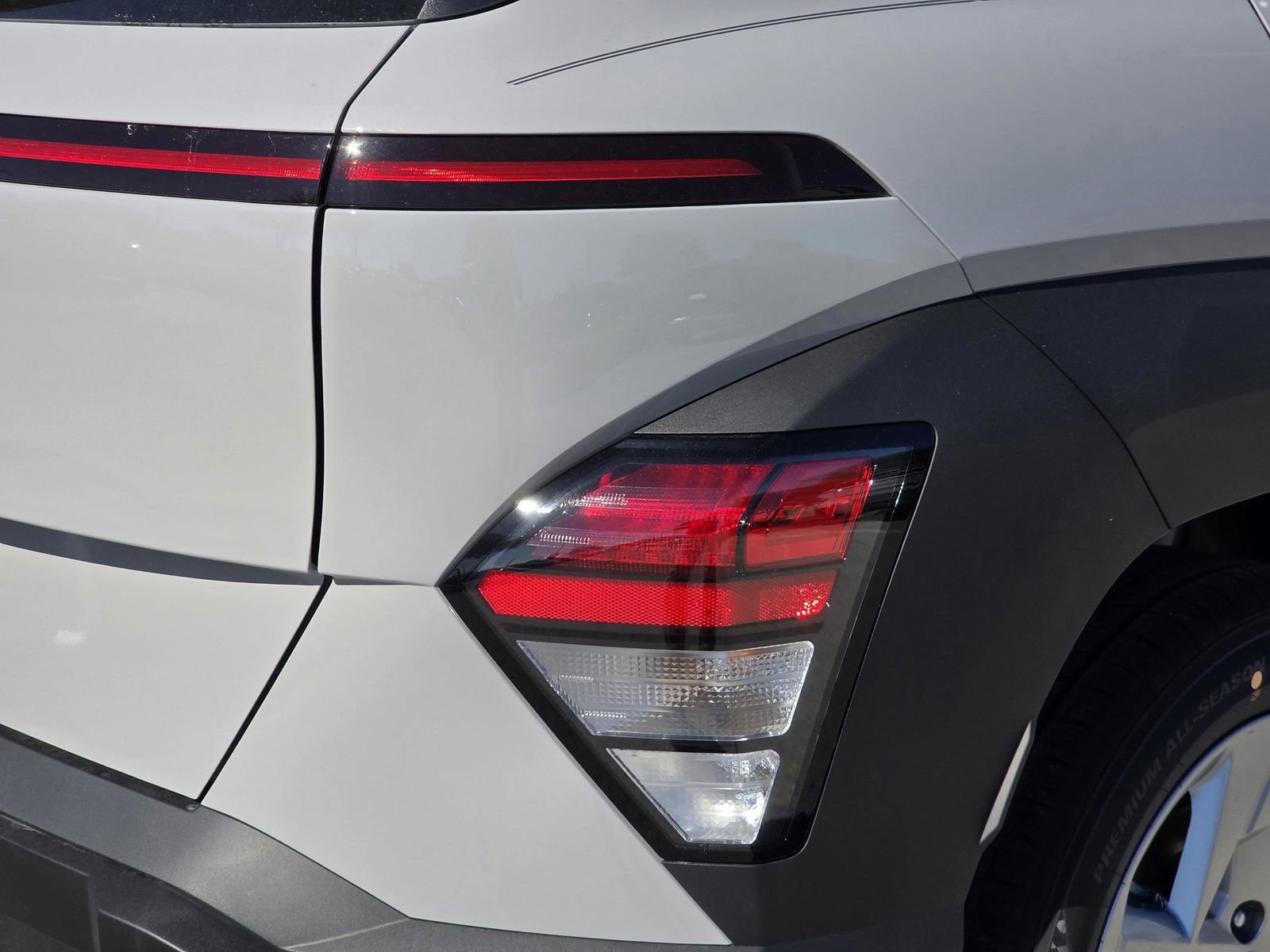 New 2026 Hyundai Kona SE image 7