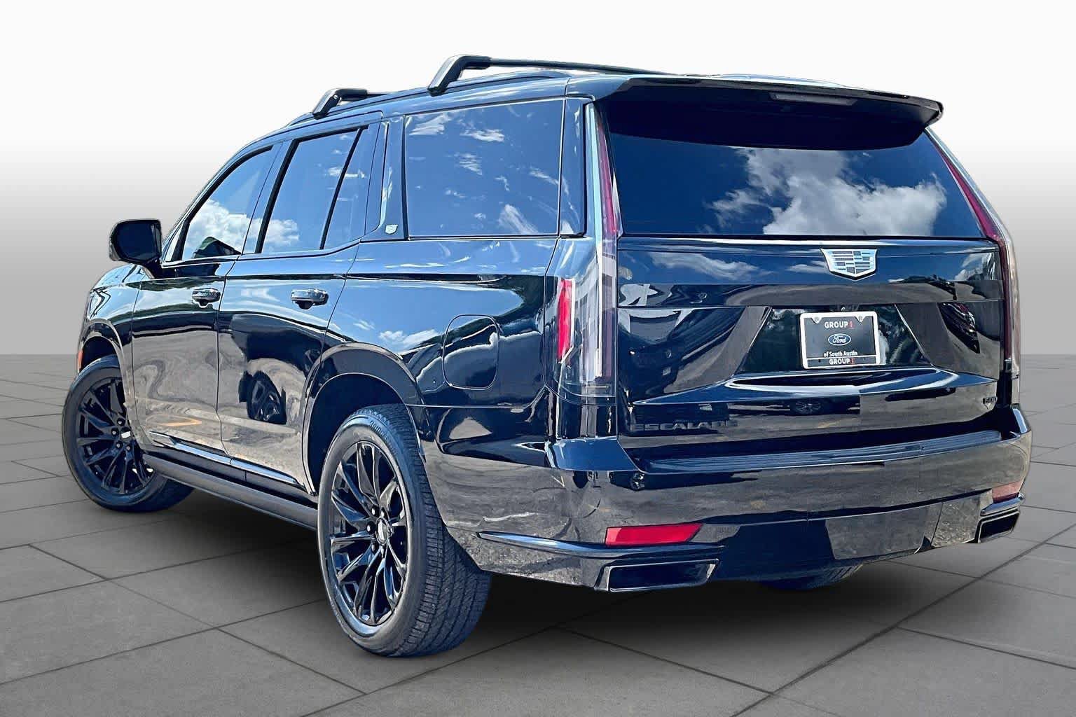 Used 2024 Cadillac Escalade Sport w/ LPO, ONYX Package AWD/4WD image 12