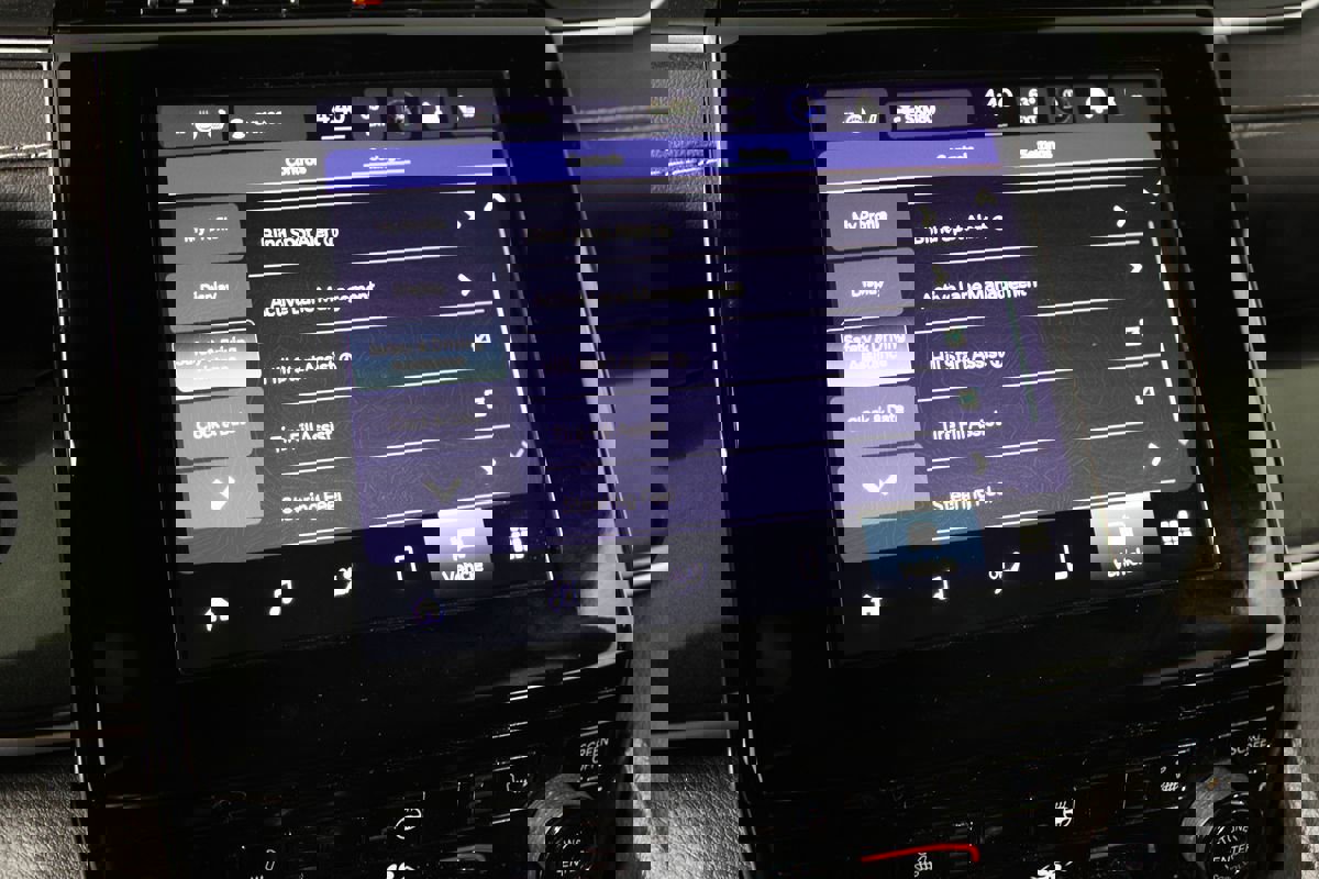 Used 2022 Jeep Grand Cherokee Altitude image 18