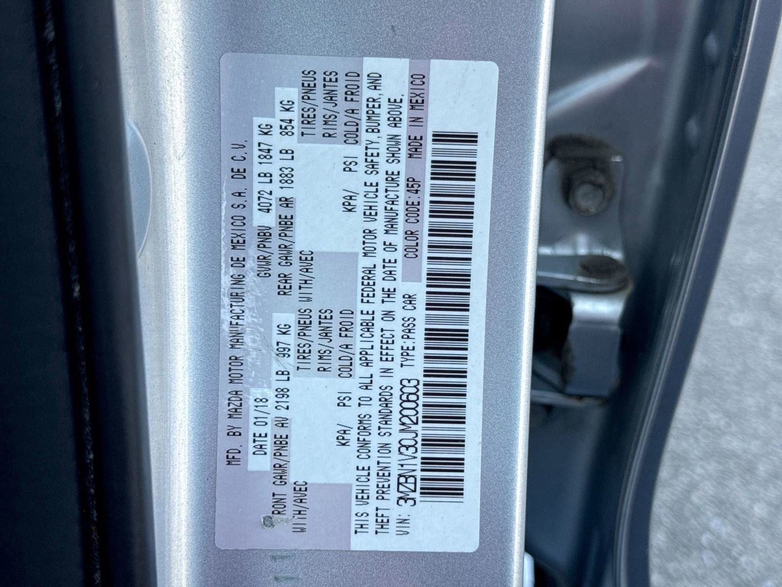 Used 2018 MAZDA MAZDA3 Touring image 62
