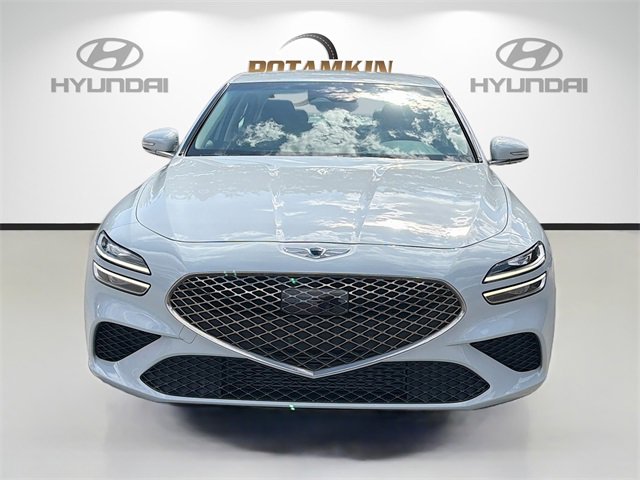 Used 2022 Genesis G70 2.0T video 2