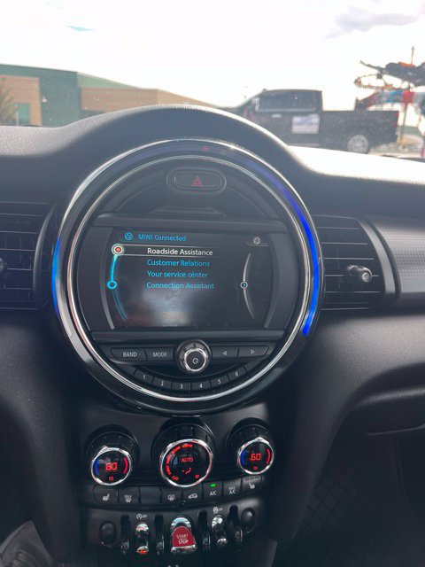 Used 2018 MINI Cooper 4-Door Hardtop FWD image 44