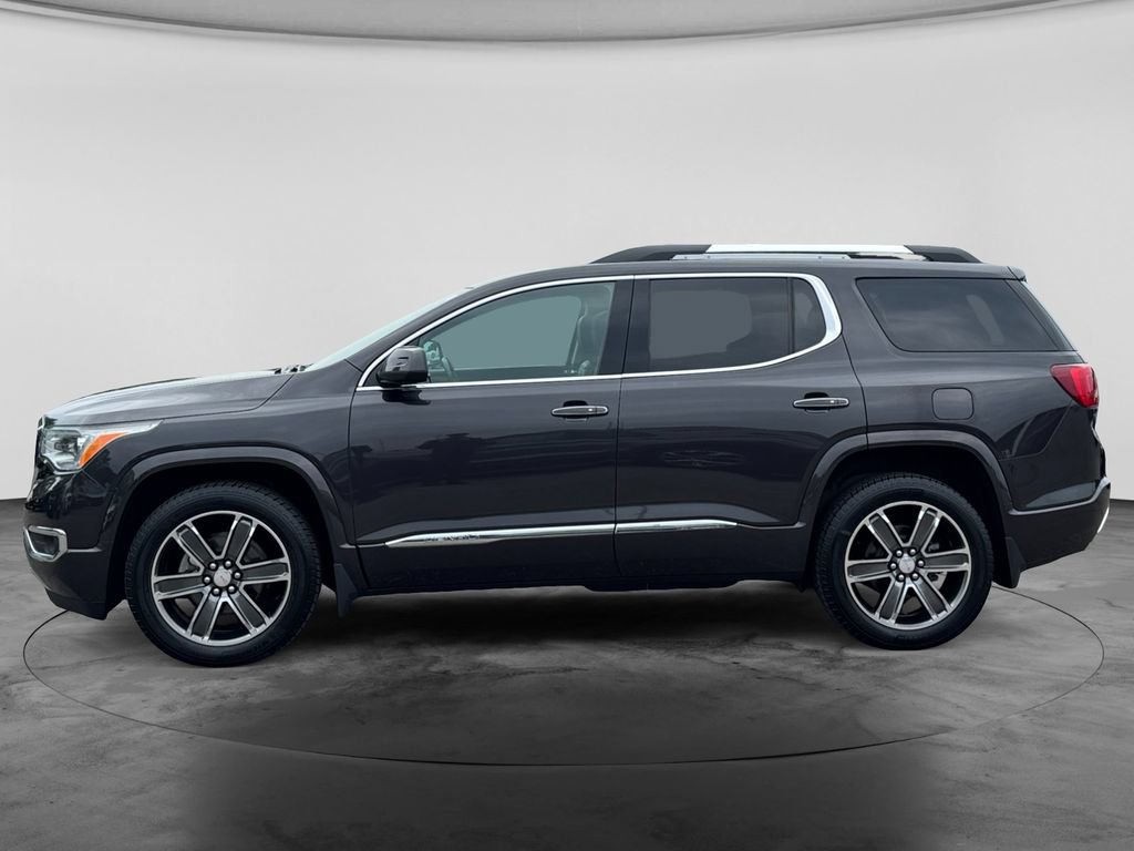 Used 2017 GMC Acadia Denali w/ Technology Package AWD/4WD image 6