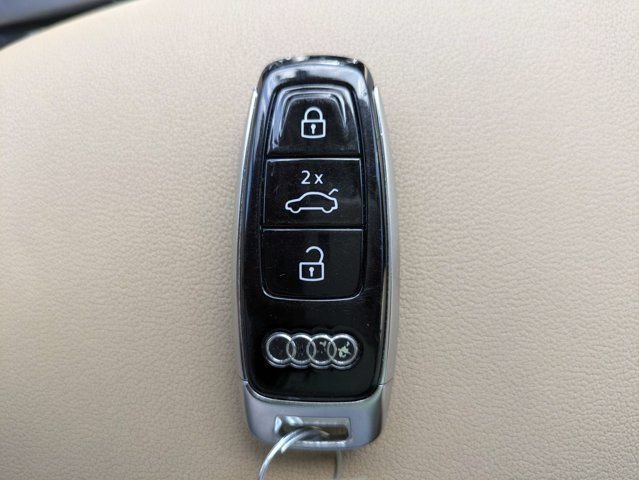 Used 2021 Audi Q7 2.0T Premium Plus w/ Premium Plus Package AWD/4WD image 33