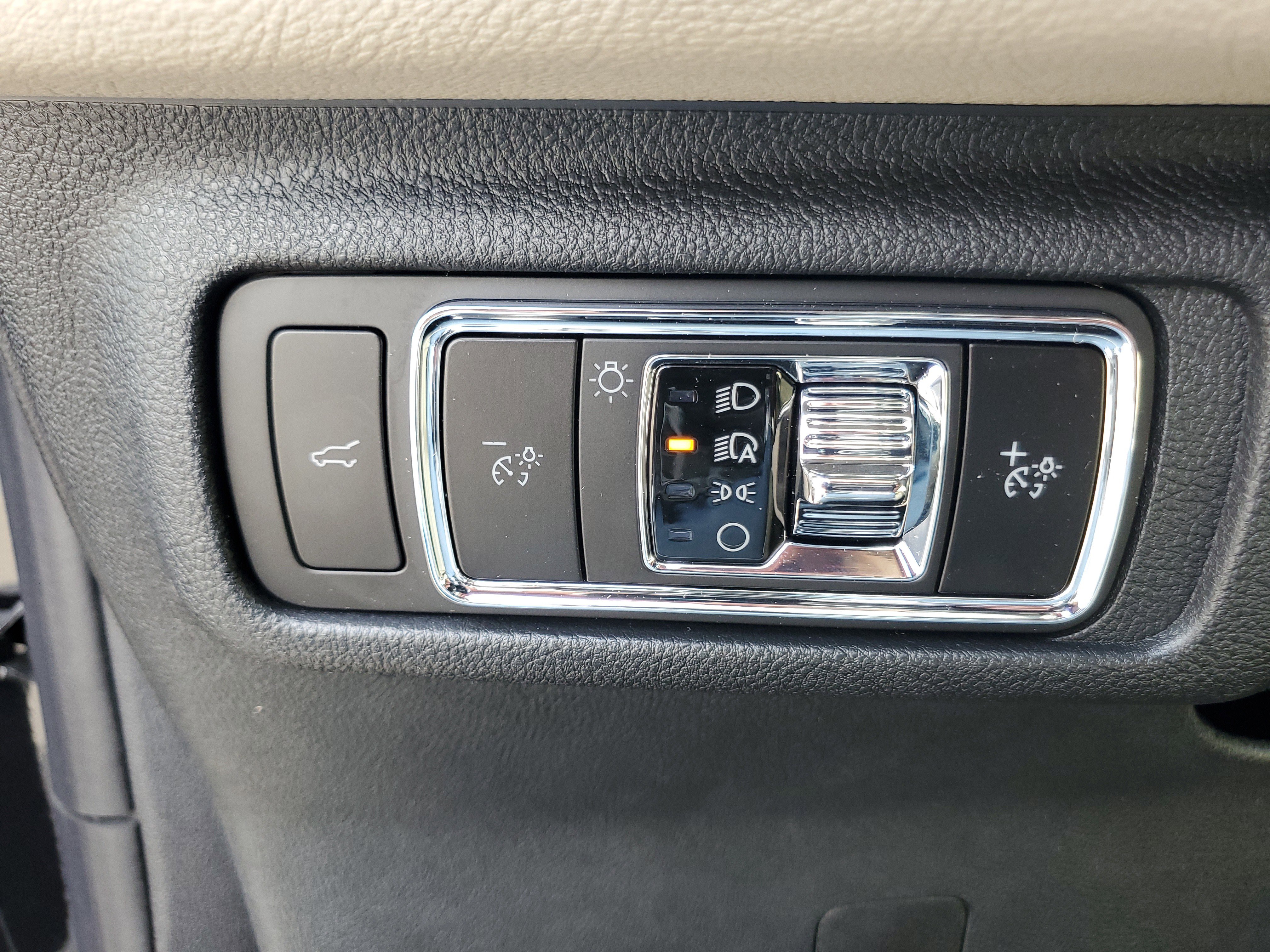 New 2026 Lincoln Corsair Premiere AWD/4WD image 14