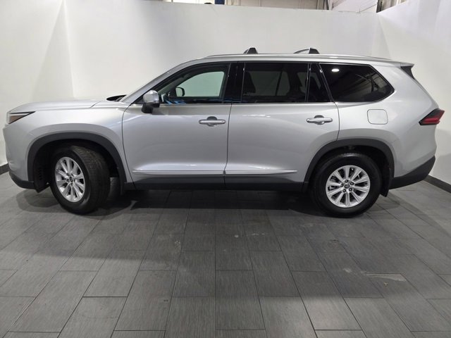 Used 2026 Toyota Grand Highlander XLE image 2