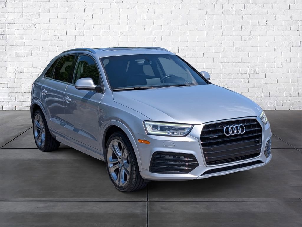 Used 2018 Audi Q3 2.0T Premium Plus w/ Premium Plus Package AWD/4WD image 2