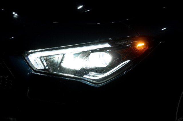 Used 2022 Mercedes-Benz CLA 250 4MATIC image 8