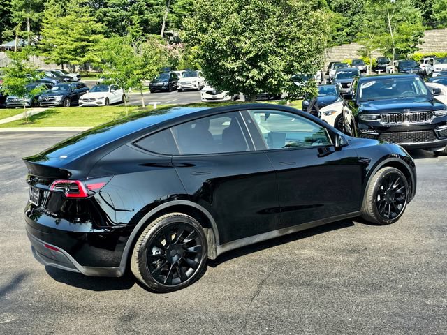 Used 2023 Tesla Model Y Long Range AWD/4WD image 7
