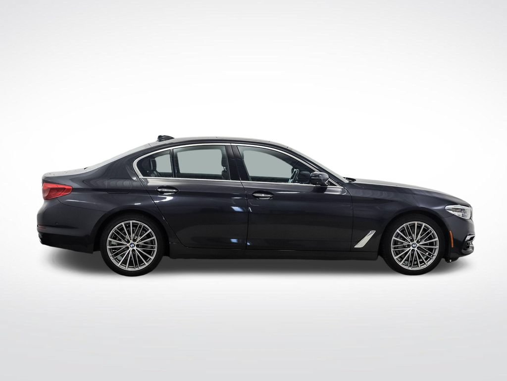 Used 2017 BMW 530i RWD image 6