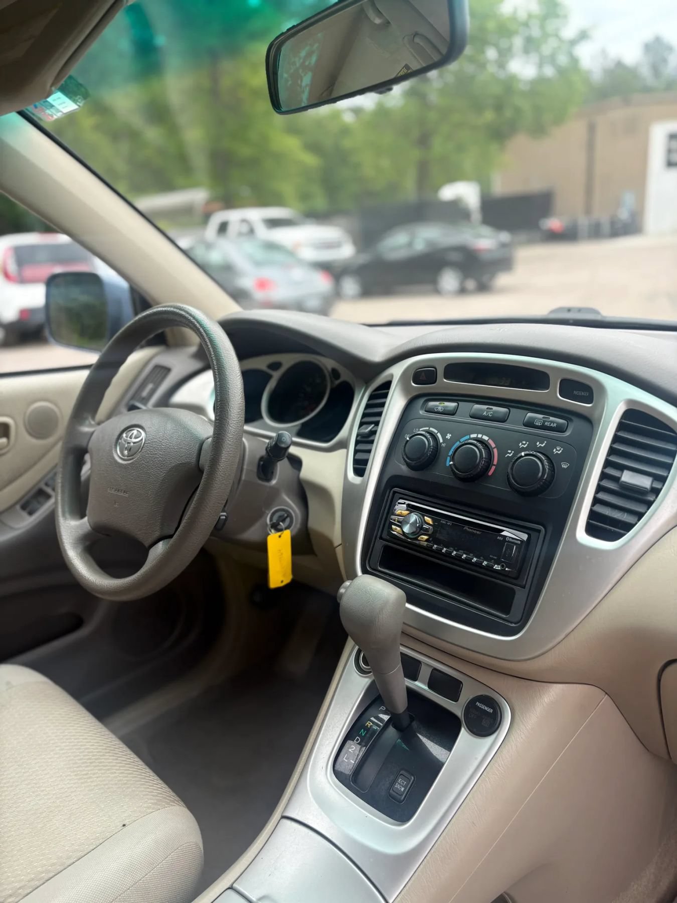 Used 2004 Toyota Highlander 2WD image 31