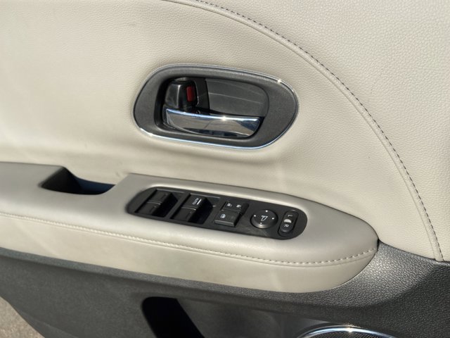 Used 2016 Honda HR-V EX-L image 47