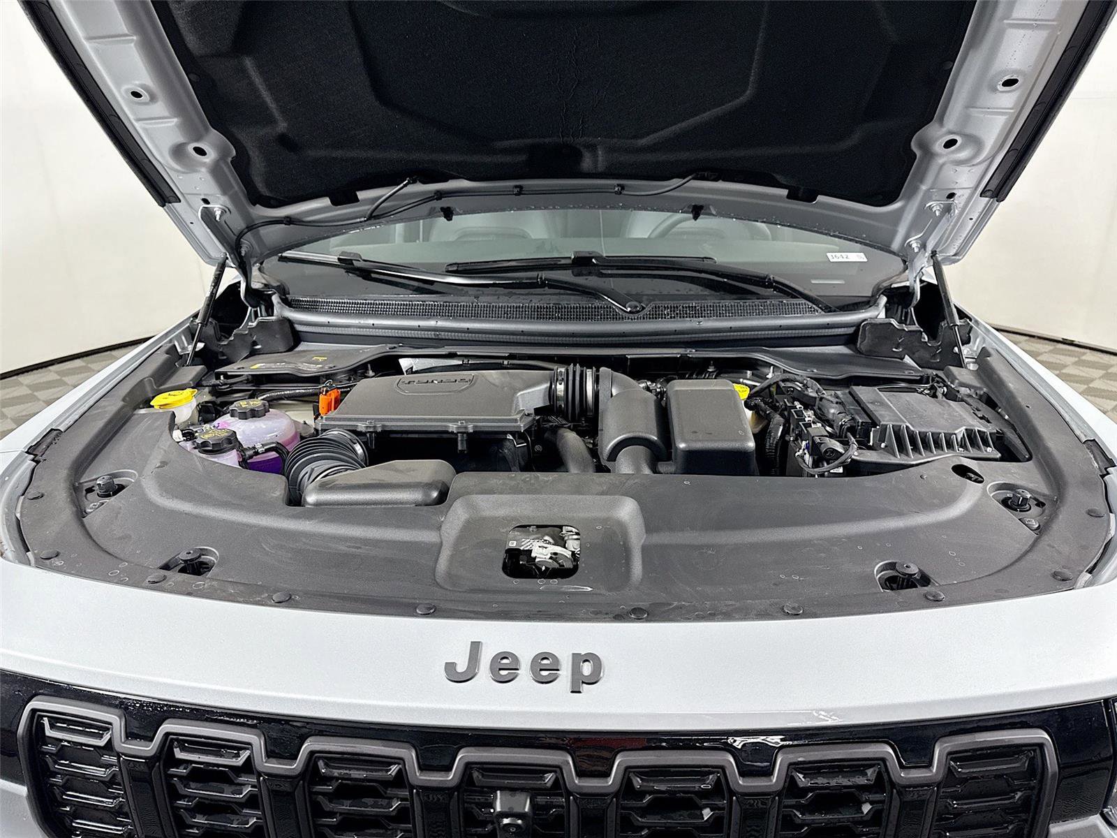 New 2026 Jeep Cherokee Overland w/ Trailer Tow Group image 26