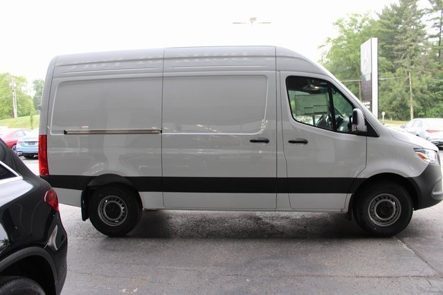 New 2025 Mercedes-Benz Sprinter 2500 image 13