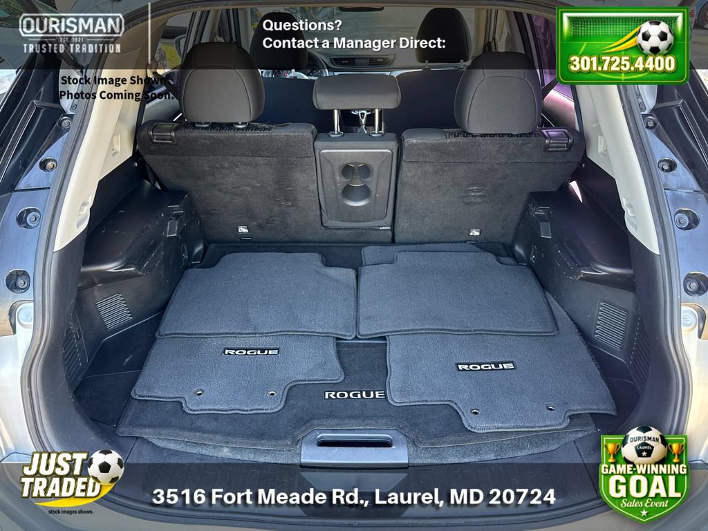Used 2017 Nissan Rogue S AWD/4WD image 18