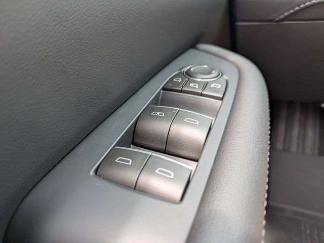 New 2026 Buick Enclave Avenir w/ Super Cruise Package FWD image 31