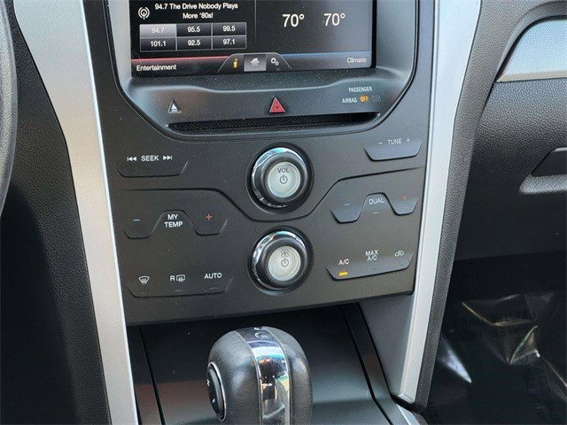 Used 2015 Ford Explorer XLT w/ Equipment Group 201B image 18