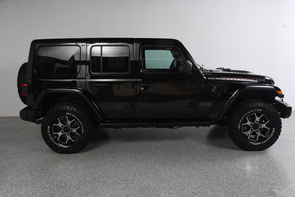 Used 2018 Jeep Wrangler Unlimited Rubicon AWD/4WD image 3