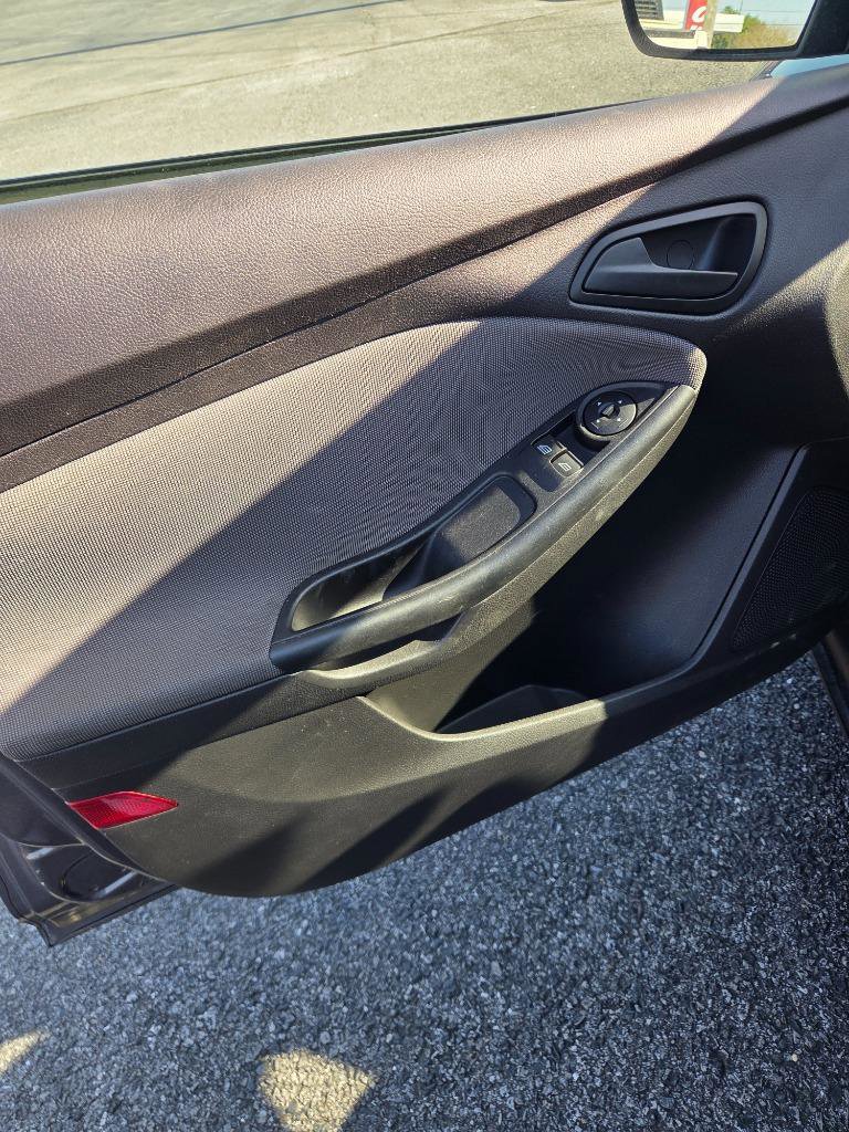 Used 2012 Ford Focus S image 12