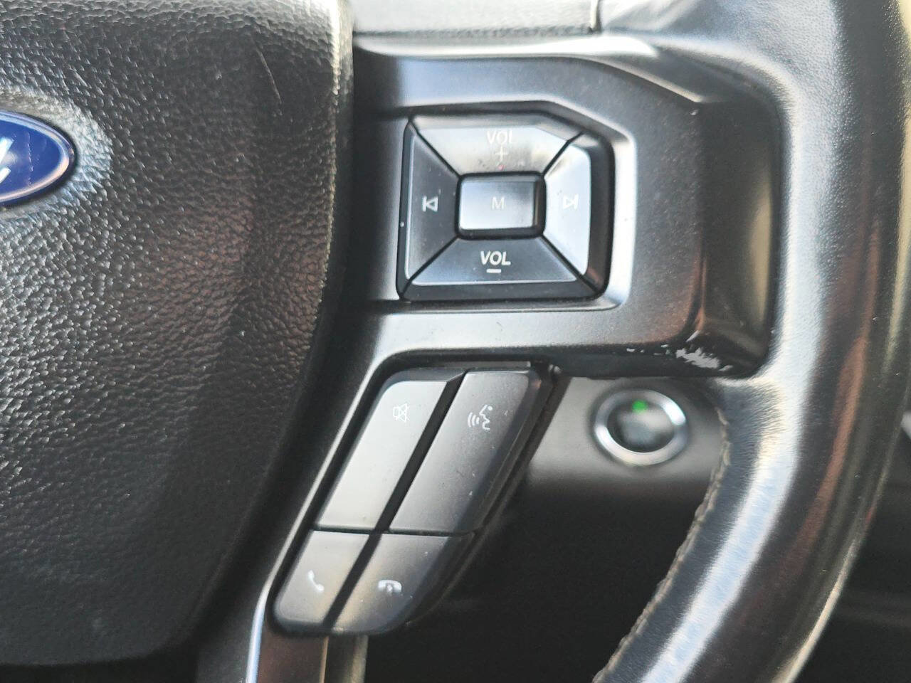 Used 2019 Ford Expedition Max Limited image 8