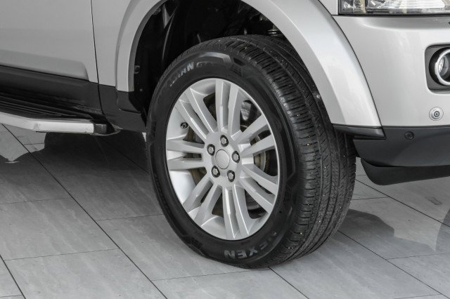 Used 2015 Land Rover LR4 HSE LUX image 62