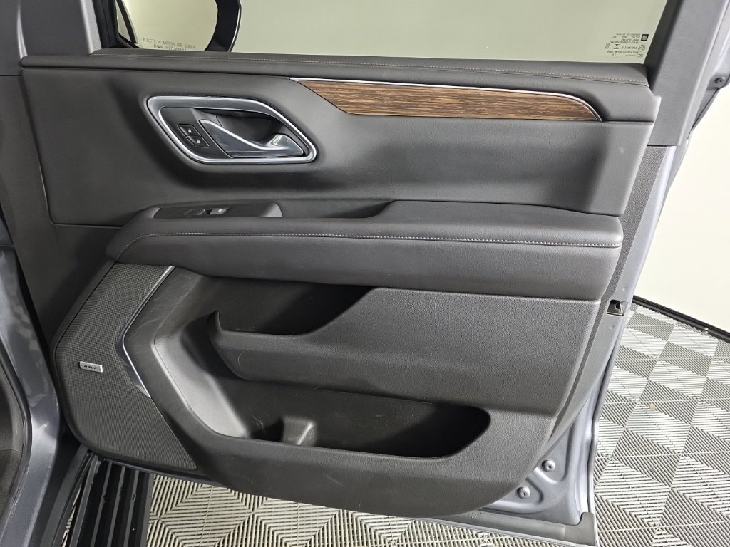 Used 2021 Chevrolet Tahoe High Country w/ Premium Package image 41