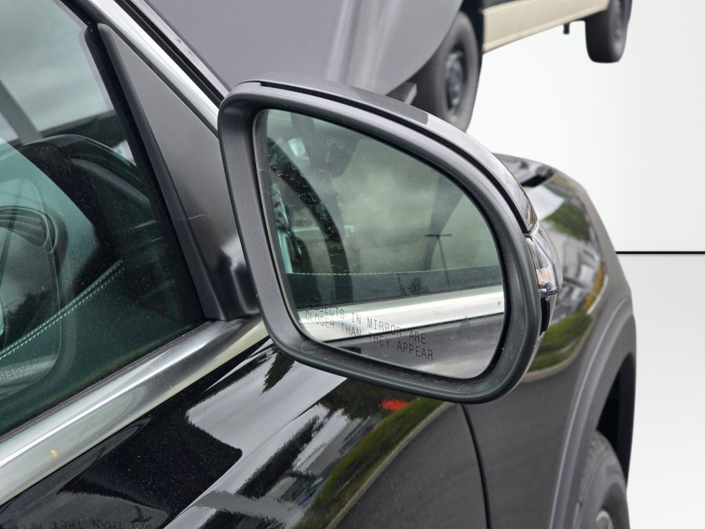 New 2026 Mercedes-Benz GLB 250 4MATIC image 30