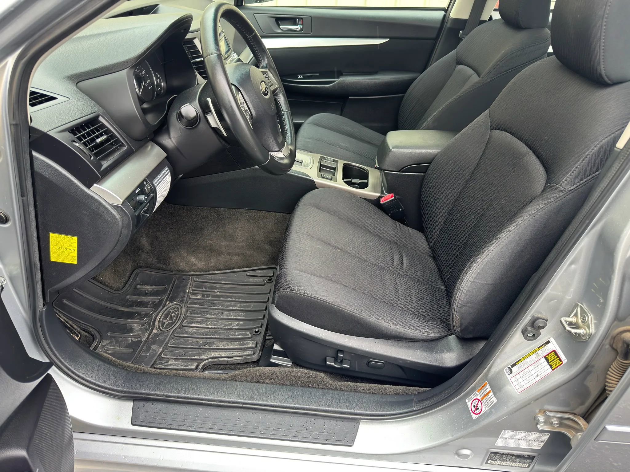 Used 2012 Subaru Legacy 2.5i Premium AWD/4WD image 5