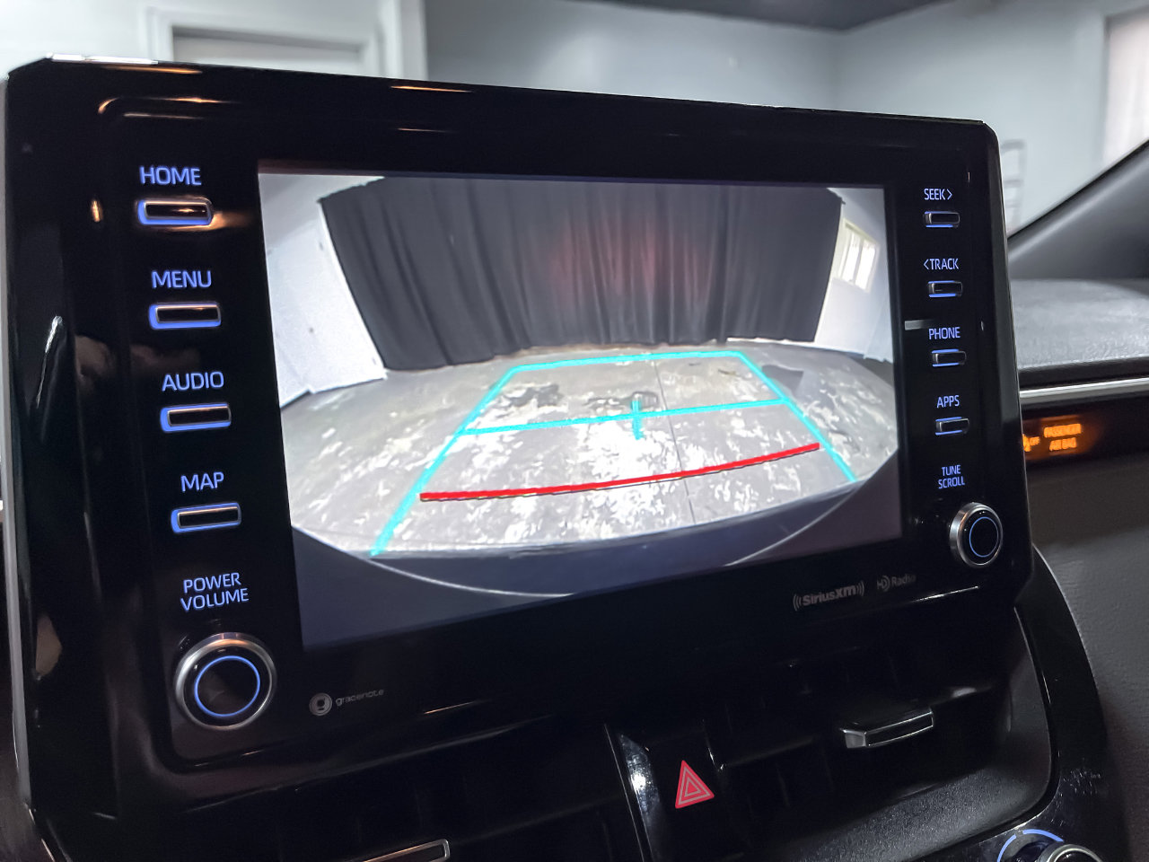 Used 2021 Toyota Corolla SE image 32