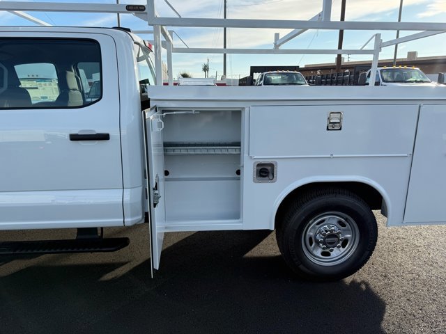 New 2026 Ford F250 XL w/ XL Chrome Package image 12