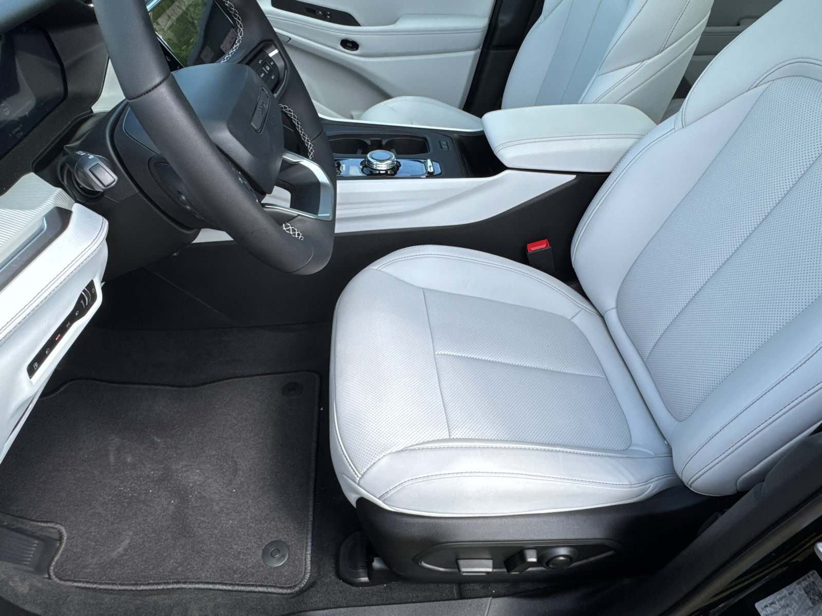New 2026 Jeep Cherokee Limited AWD/4WD image 9