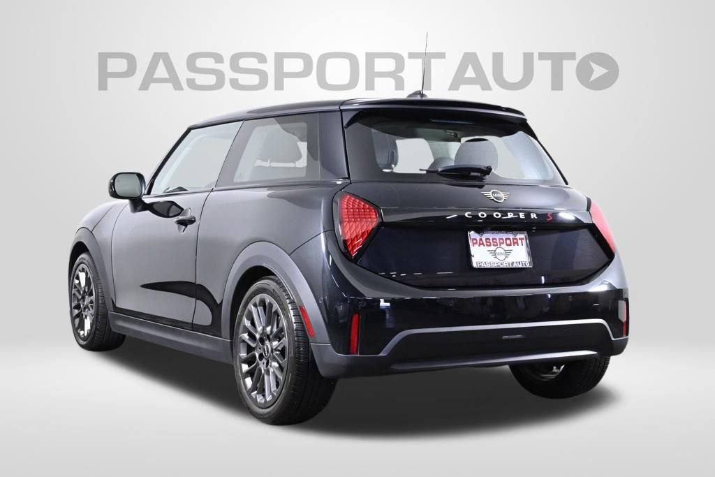 Certified 2025 MINI Cooper S FWD image 5