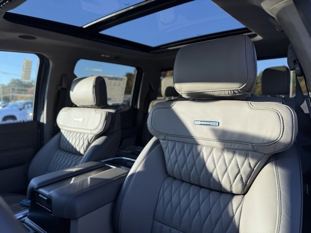 New 2026 Ford F250 Platinum image 18