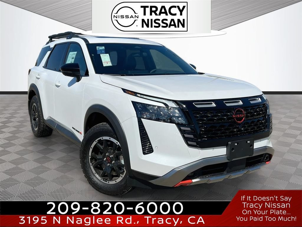 New 2026 Nissan Pathfinder Rock Creek w/ Rock Creek Premium Package