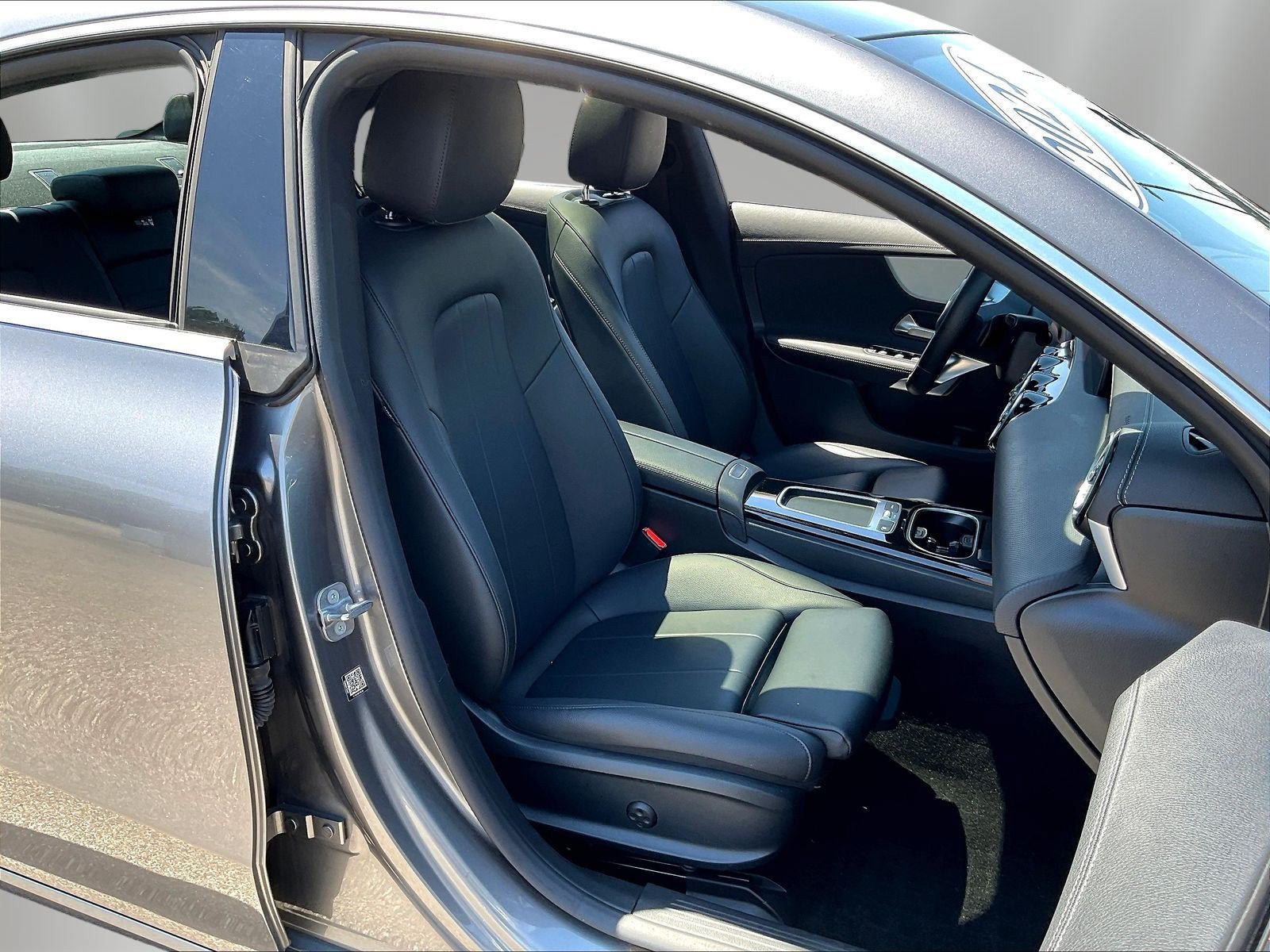 Certified 2024 Mercedes-Benz CLA 250 4MATIC image 30