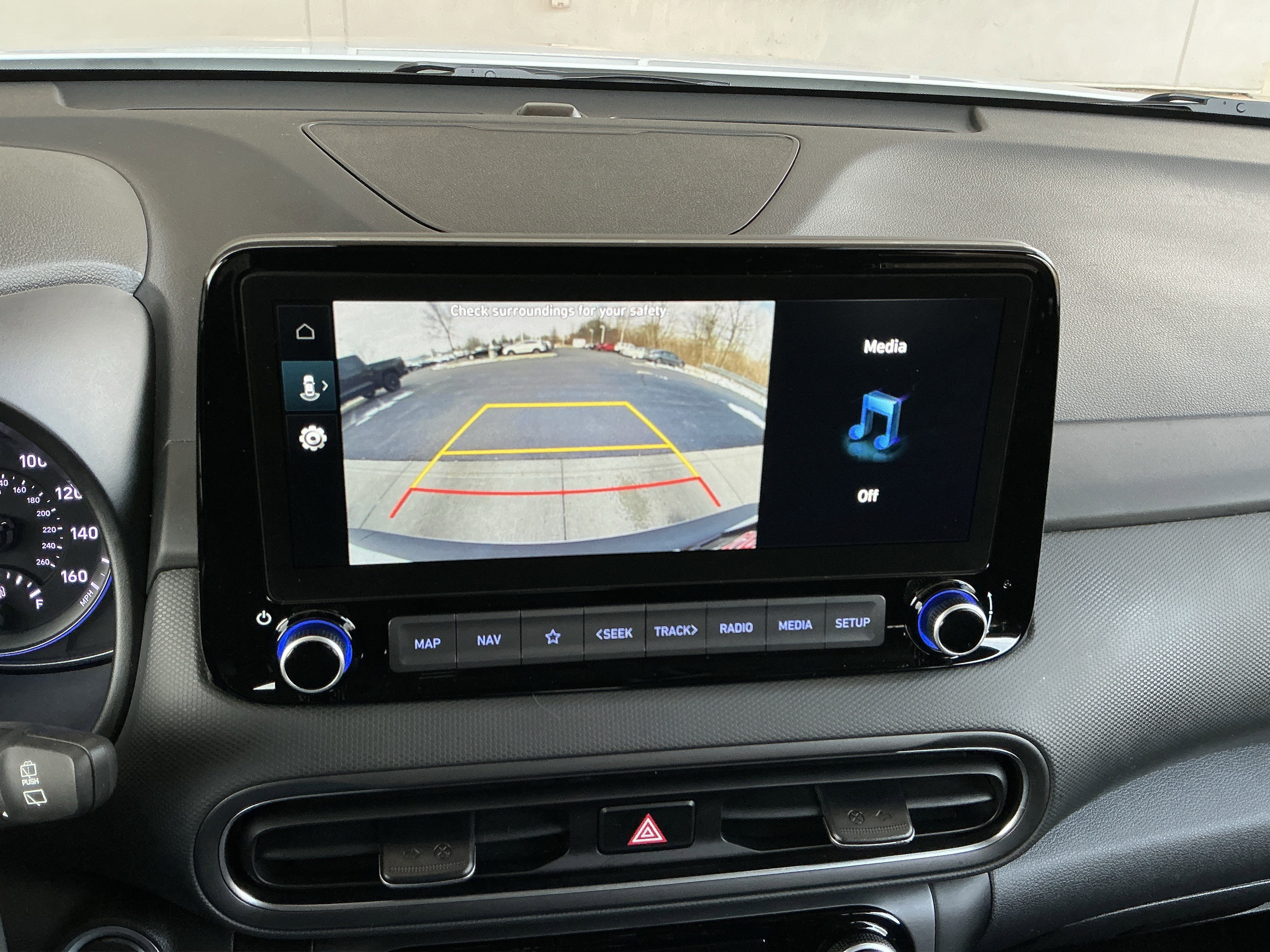 Used 2023 Hyundai Kona SEL w/ Convenience Package image 10