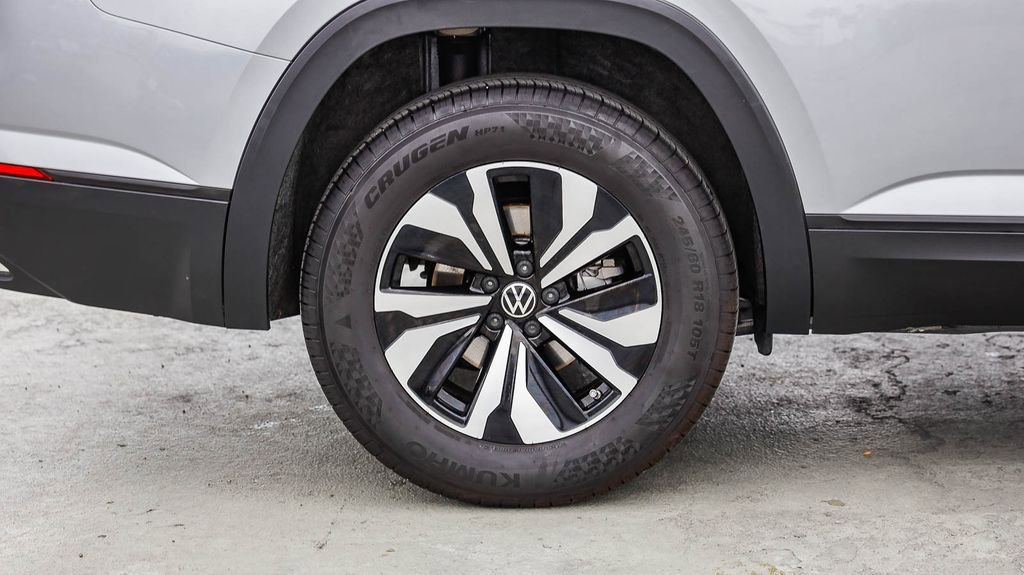 Used 2026 Volkswagen Atlas SE FWD image 12
