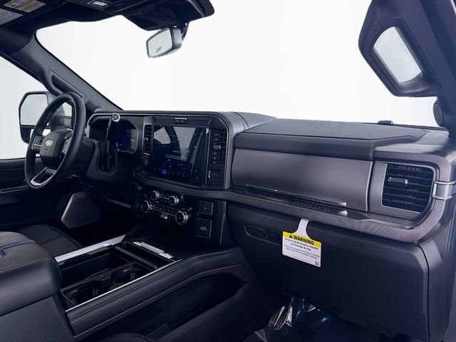 New 2025 Ford F450 Platinum w/ FX4 Off-Road Package image 30