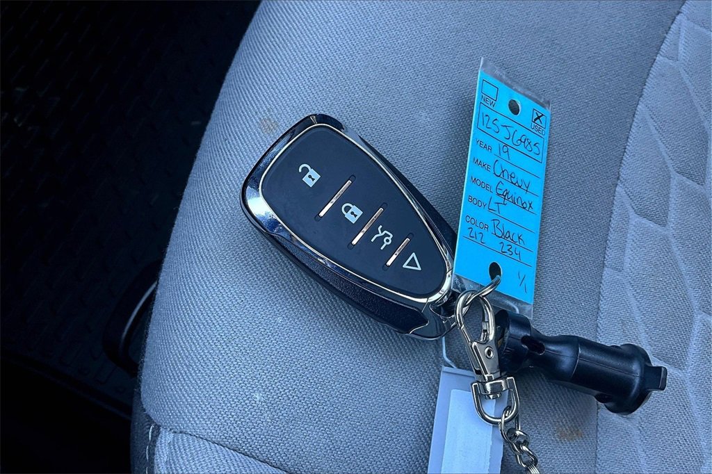 Used 2019 Chevrolet Equinox LT image 11