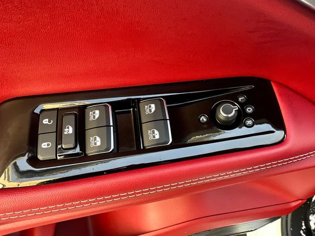 Used 2024 Jeep Wagoneer Launch Edition image 25