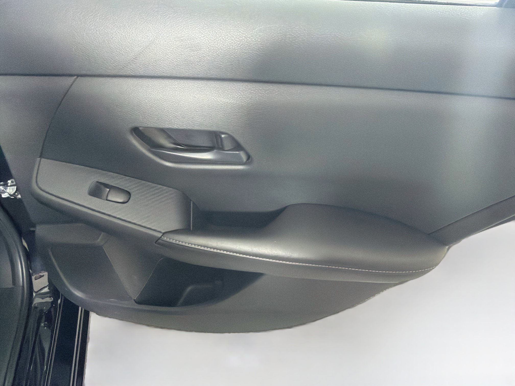 Used 2025 Nissan Sentra SV FWD image 27