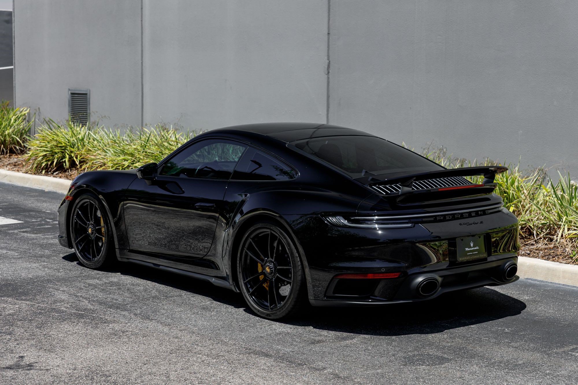Used 2022 Porsche 911 Turbo S AWD/4WD image 3