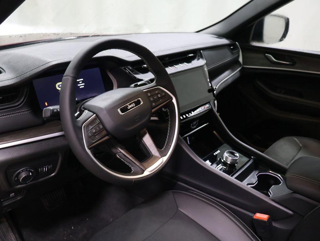 New 2026 Jeep Grand Cherokee Laredo image 20