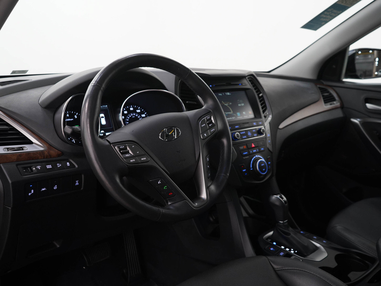 Used 2018 Hyundai Santa Fe Sport w/ 2.0T Ultimate Tech Package 05 AWD/4WD image 25