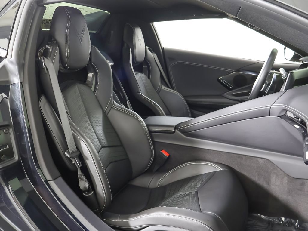 Used 2024 Chevrolet Corvette Z06 w/ Stealth Interior Trim Package RWD image 31